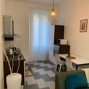 Casetta Buenos Aires 58 Casa vacanze Milano