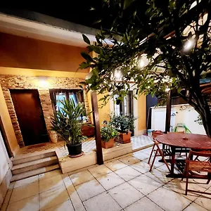 Alessandra Rome 10 Mins From Villa Ostia Antica