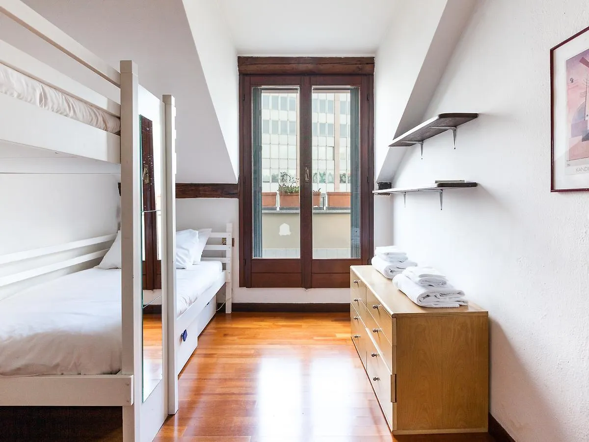 easyhomes - Corso Como Maroncelli Milano Italia